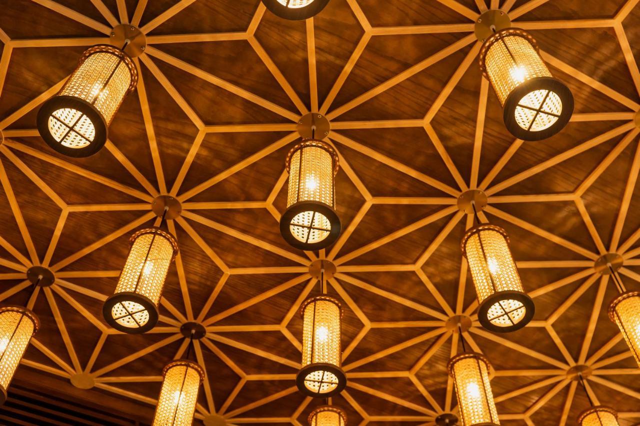 Arbour Hotel And Residence Pattaya Esterno foto Ceiling of the main hall